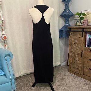 Elegant Black Sleeveless Dress